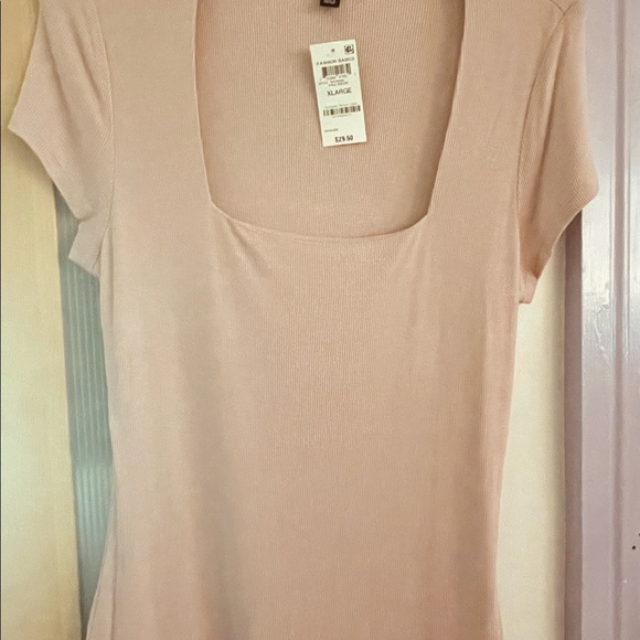NWT INC Ribbed Short Sleeve Tee in XL Light Pink - Picture 3 of 5
